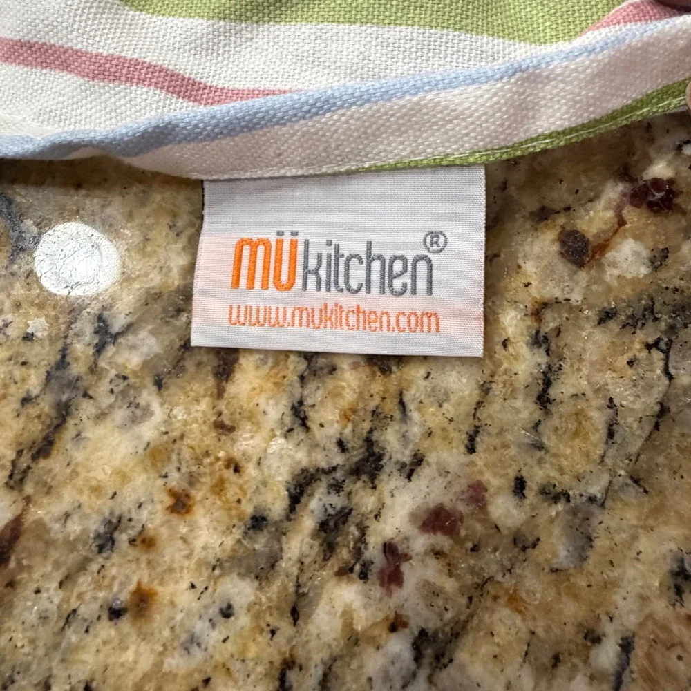 MuKitchen Easter Bunny Garden Apron Green Pastel Stripe Adjustable Pocket Bib